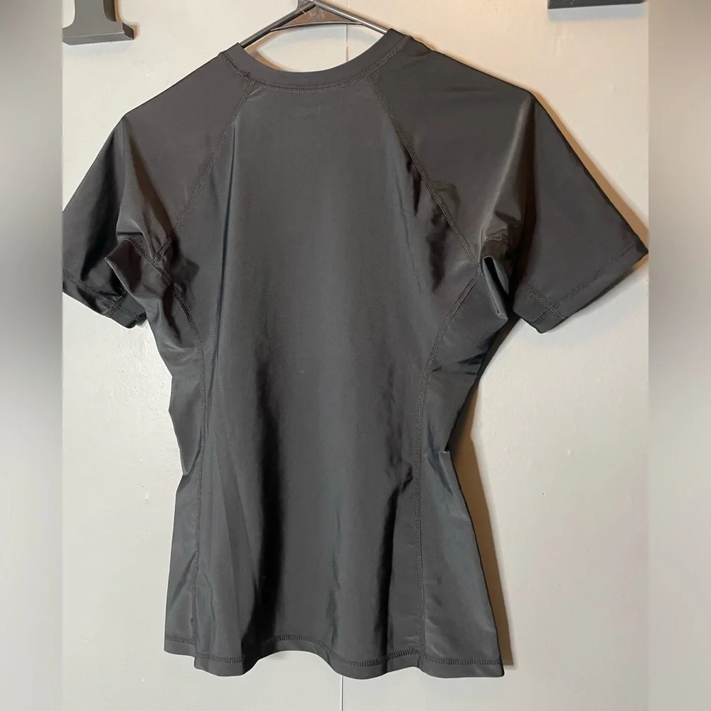 Hurley Black Short Sleeve Swim Top‎ with White Logo UPF 50 size small